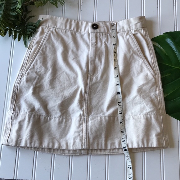 Everlane cream skirt - Picture 3 of 10